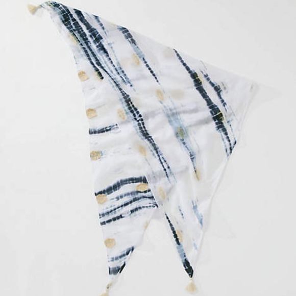 Pure Jill Jacquard Tie-Dye-Print Triangle Scarf - Picture 2 of 8